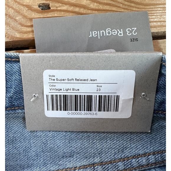 NWT Everlane Relaxed Straight Leg Jeans Size 23 Women’s Blue Super Soft - Picture 3 of 10